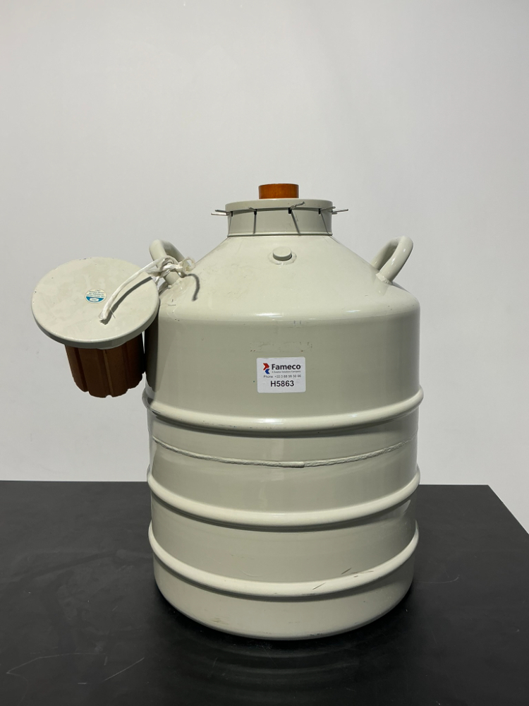Image of Union Carbide Liquid Nitrogen Reservoir